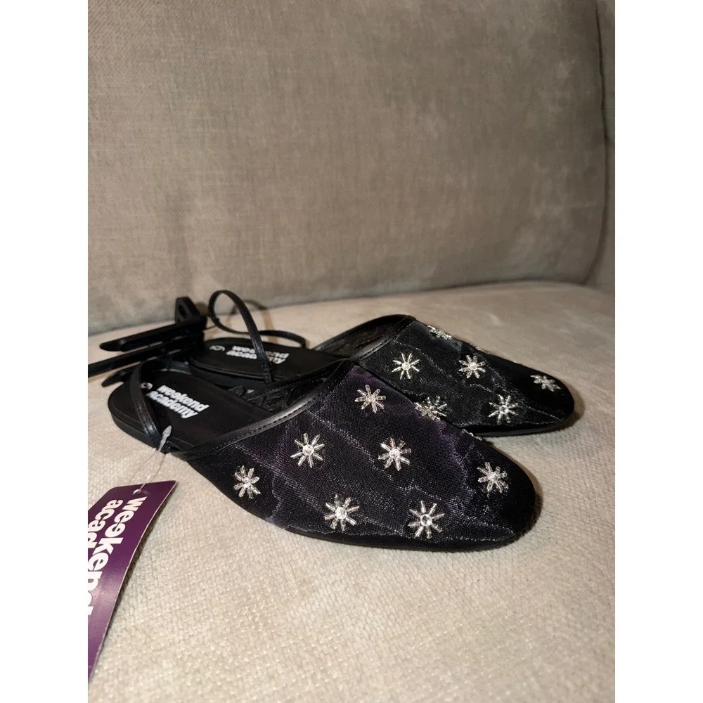 Girl mesh slip on shoes size 6